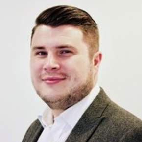 Russell Kearney Headshot